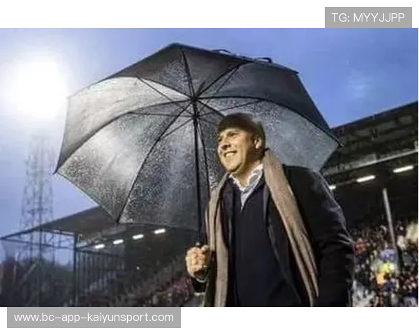 斯洛特的答卷:如何在质疑中稳住更衣室? 斯洛特的答卷:如何在质疑中稳住更衣室?