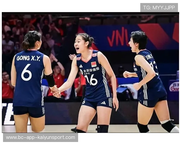 U18女排横空出世!主攻手火力让人惊艳 U18女排横空出世!主攻手火力让人惊艳