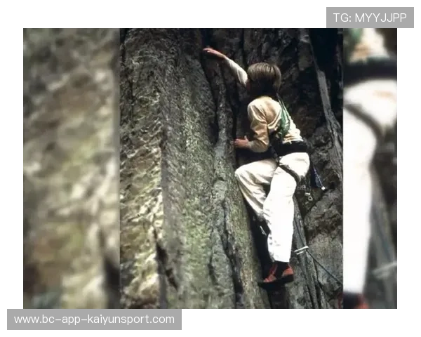 攀岩高手一只手登顶网友怀疑开挂