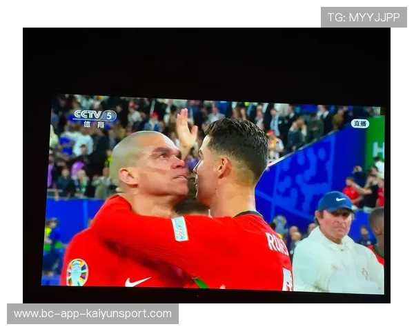 C罗或再掀世界杯争议:停赛风波未平息 C罗或再掀世界杯争议:停赛风波未平息