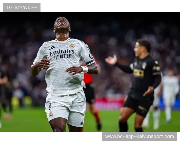 维修斯罚丢点球平静离场，皇马4比0大胜瓦伦西亚，皇马对瓦伦西亚视频直播